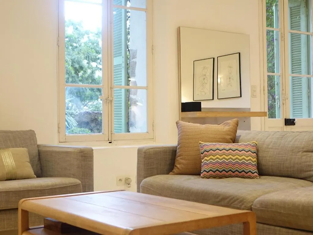 Apartment Residence Alouettes Hyeres France